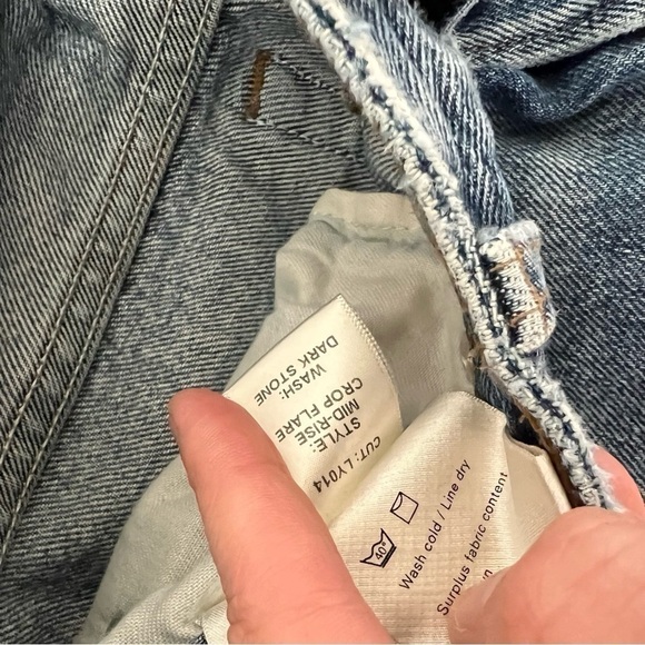 Reformation Mid-Rise Crop-Flare Denim Jeans 25 - Picture 13 of 13